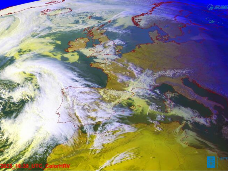 Imagen de satélite de la borrasca Martinho afectando al oeste de la península ibérica