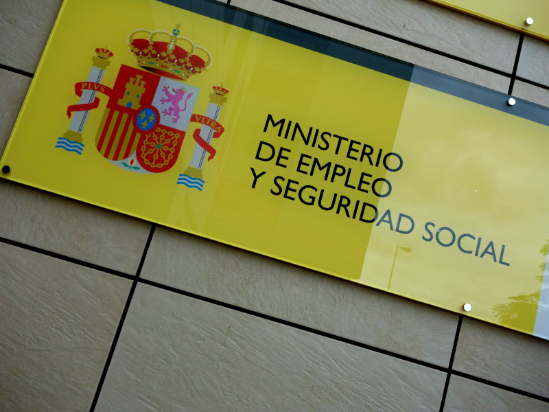 Letrero del Ministerio de Empleo y Seguridad Social