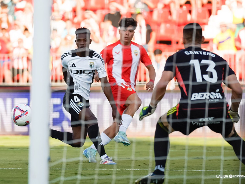 Burgos CF - UD Almería: horario, dónde ver, escuchar y seguir el partido