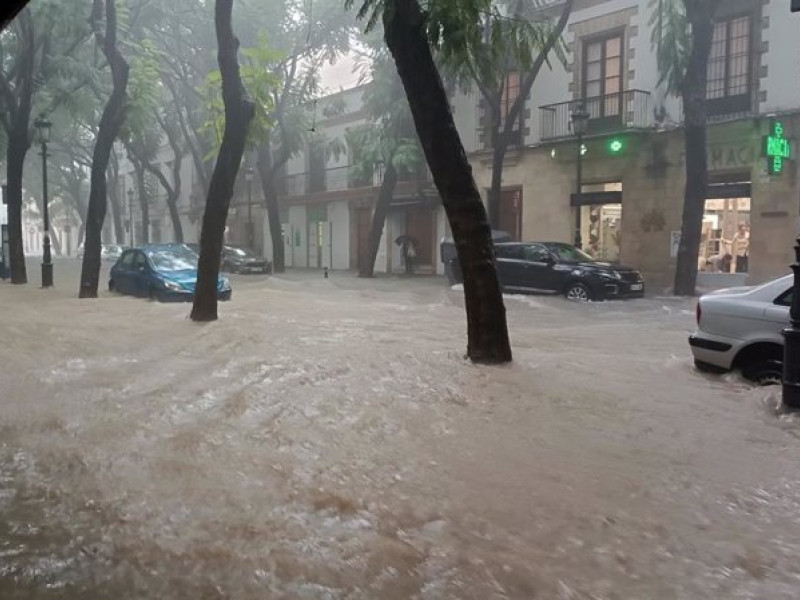 Calles anegadas por las precipitaciones