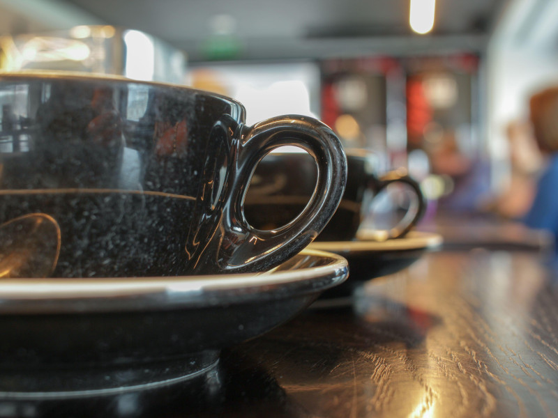 Dos tazas de café.