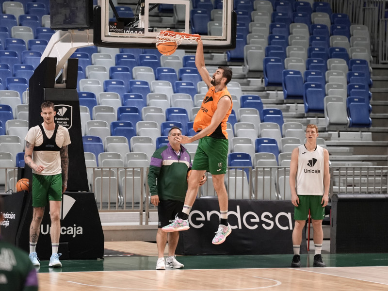 David Kravish durante un entrenamiento