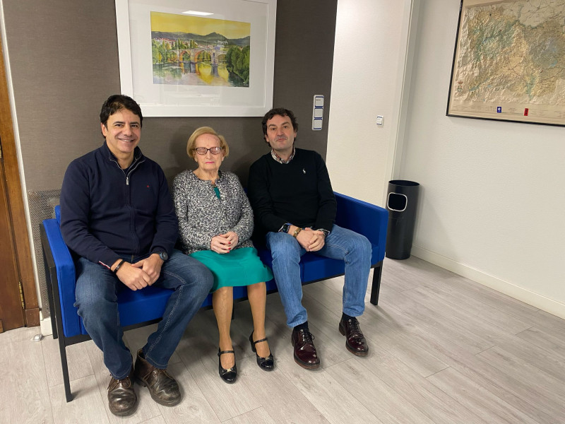 Pablo Vivanco, de Ourensividad, con Esperanza Cortiñas