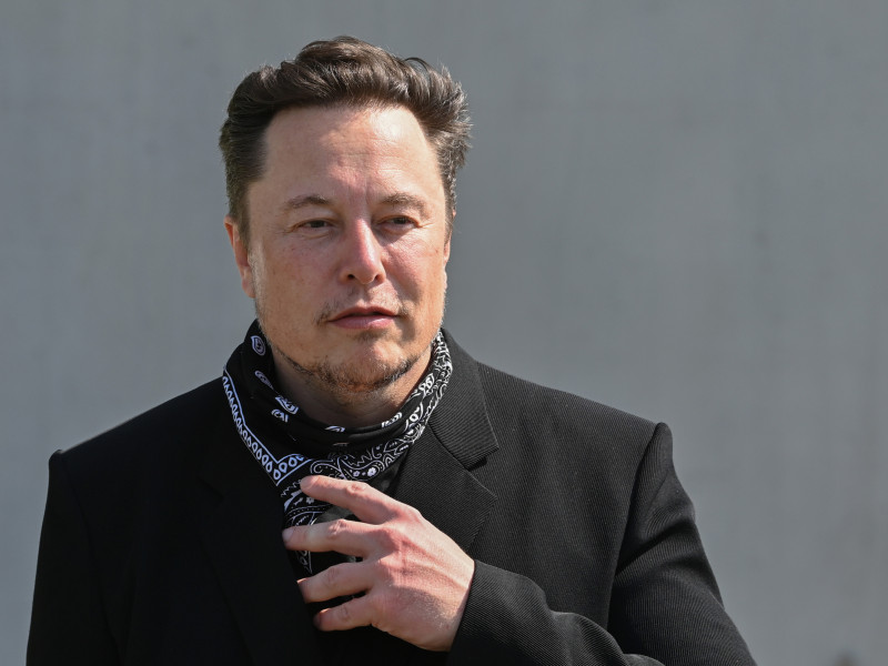 Archivo - FILED - 13 August 2021, Brandenburg, Gruenheide: Elon Musk, Tesla CEO, stands at a press event at the Tesla Gigafactory site. Musk warns of the consequences of a failed Ukraine counterattack. Photo: Patrick Pleul/dpa-Zentralbild/POOL/dpa