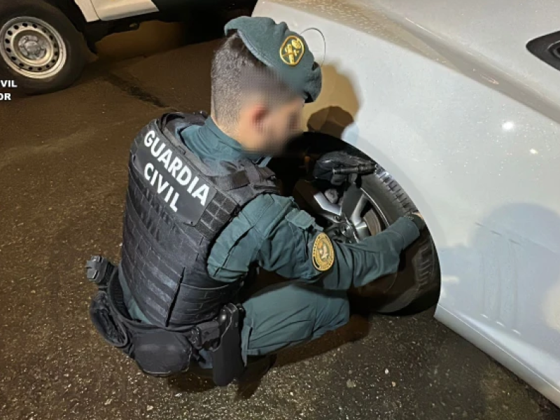 El surrealista escondite en el que un vecino de Logroño ocultaba droga: Así sorprendió a la Guardia Civil