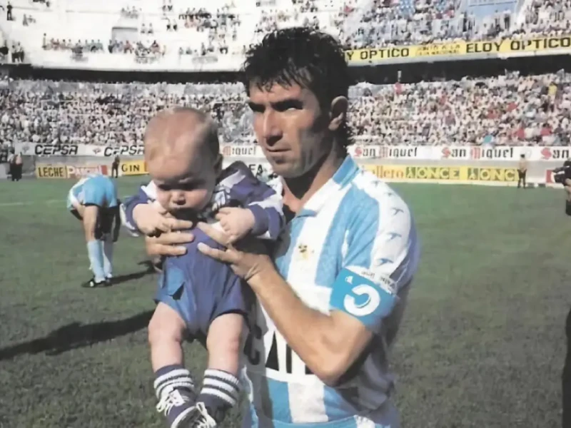 Juanito durante un partido en La Rosaleda