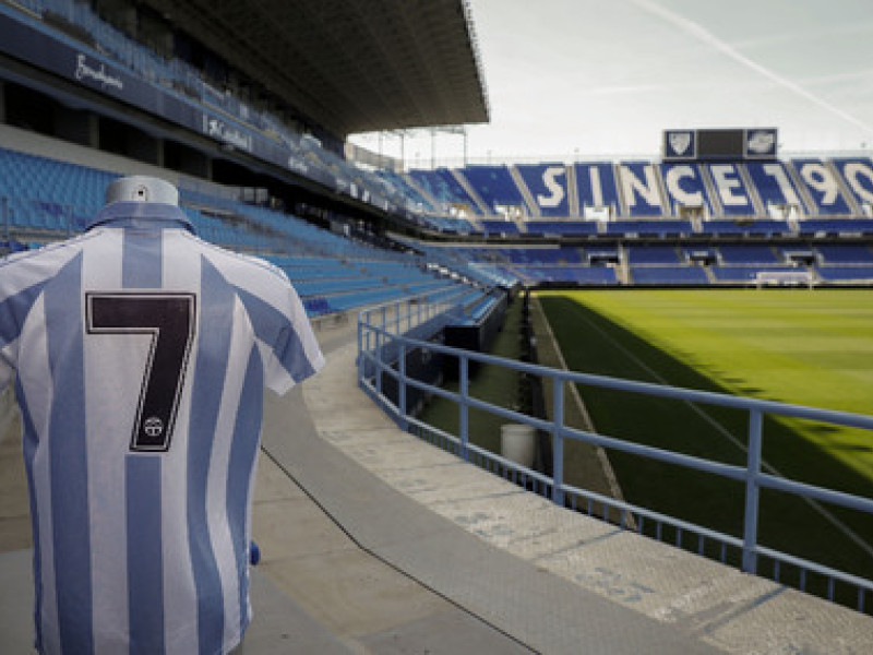 El Málaga también se une al homenaje a Juanito