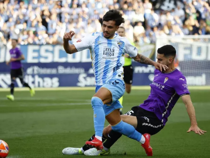 Así te contamos otra dura derrota del Málaga que le mete en un lío por el descenso (0-1)