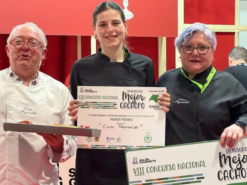 Ángel Manuel Martínez y María Felisa Espinosa reciben el premio