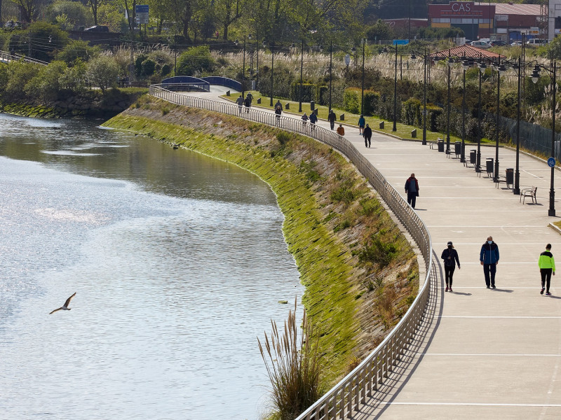 Una imagen del Paseo de la Ría de Avilés