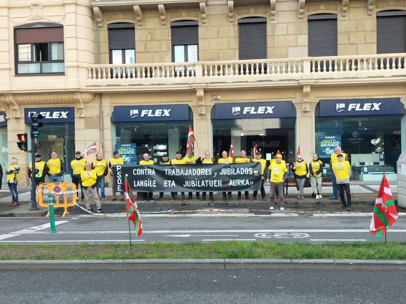 Protesta dela Plataforma de Agraviados por Geroa en San Sebastián