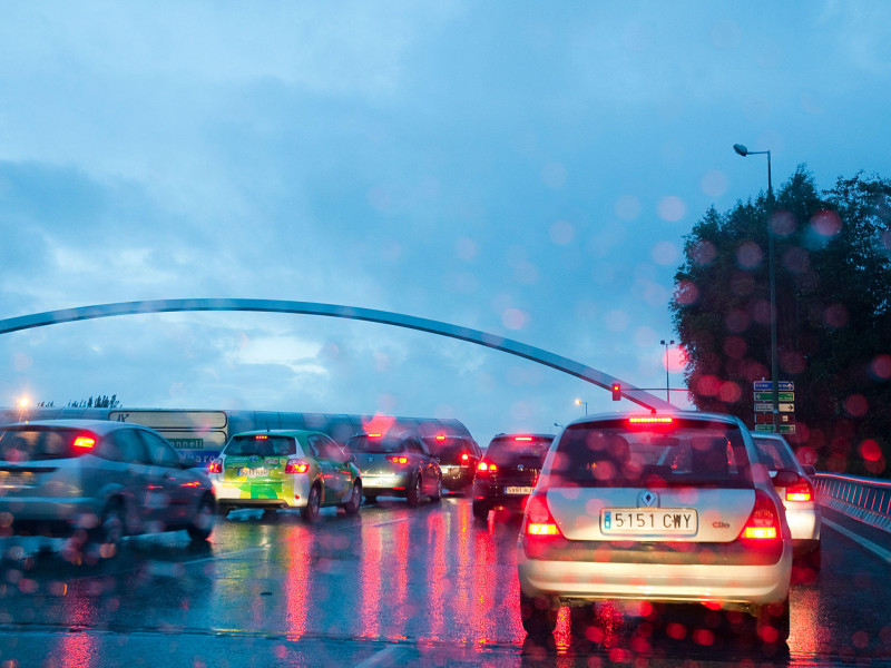 Autopista M-30 bajo la lluvia. Madrid