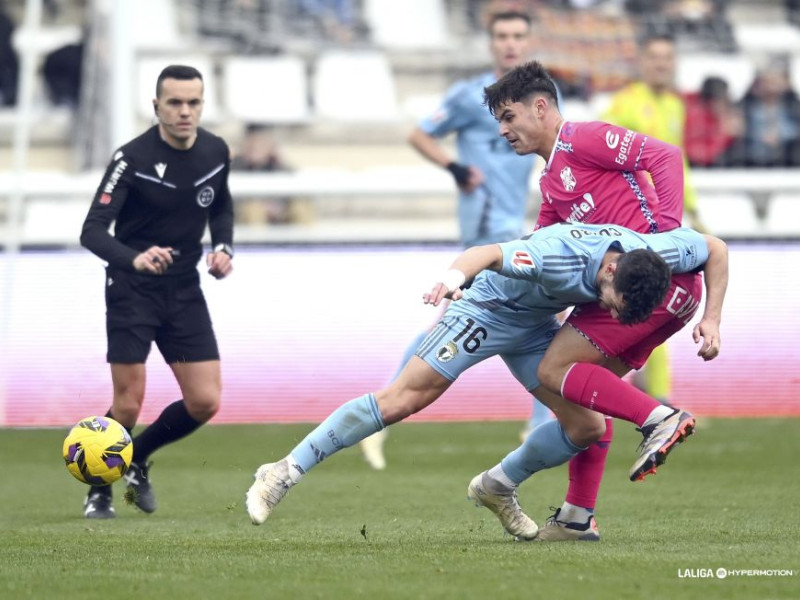 CD Tenerife - Burgos CF: horario, dónde ver, escuchar y seguir el partido