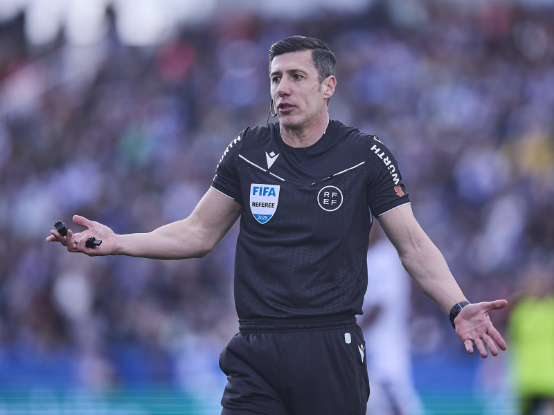 César Soto Grado durante un partido de LaLiga