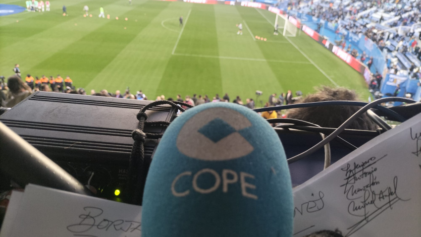 El micrófono de Tiempo de Juego en Butarque