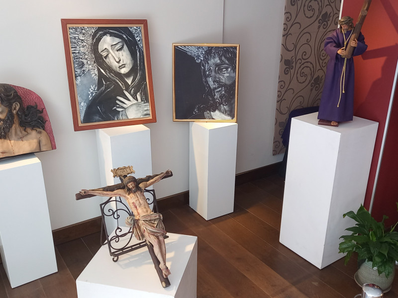 Más de 400 figuras y 23 pasos procesionales recrean la Semana Santa de Jaén en miniatura