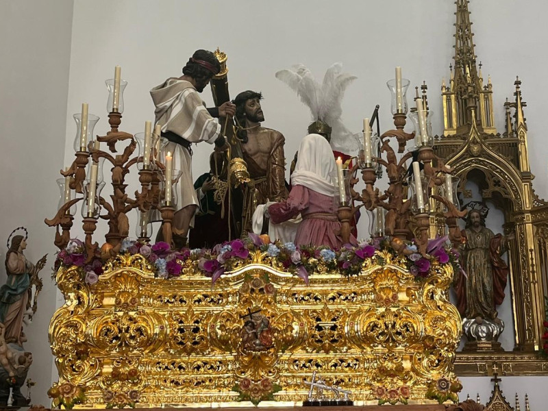 El Cristo del Trabajo en el interior de la Corpus Christi, a la espera de su salida