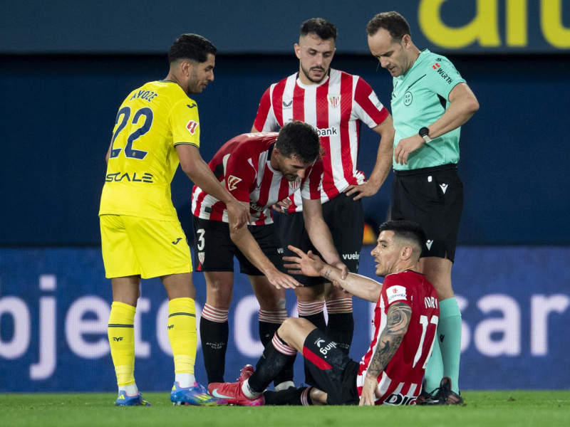 Yuri Berchiche sigue siendo duda