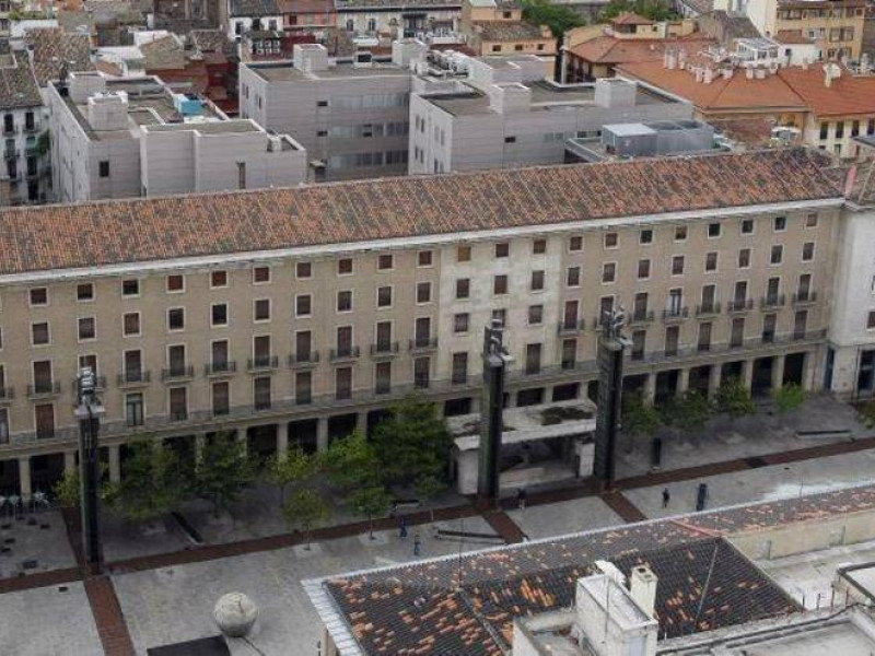 Imagen de archivo del edificio de los antiguos juzgados de la Plaza del Pilar.
