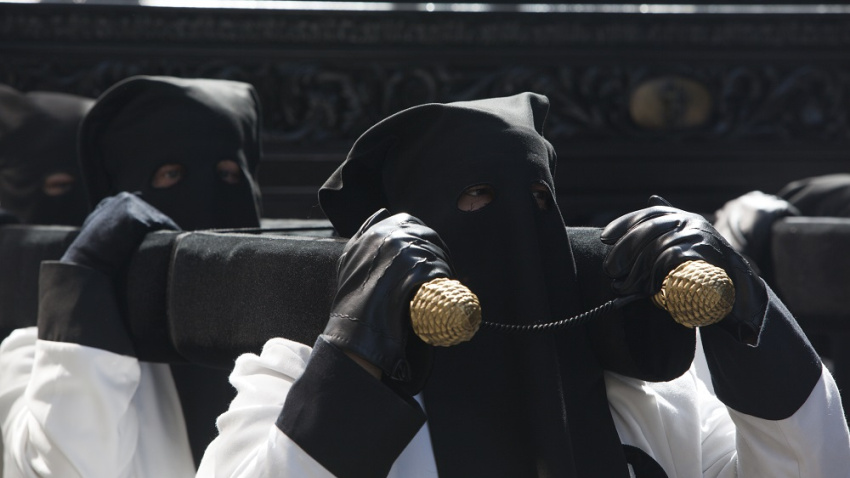 Imagen de una de las procesiones de la Semana Santa de Zaragoza.