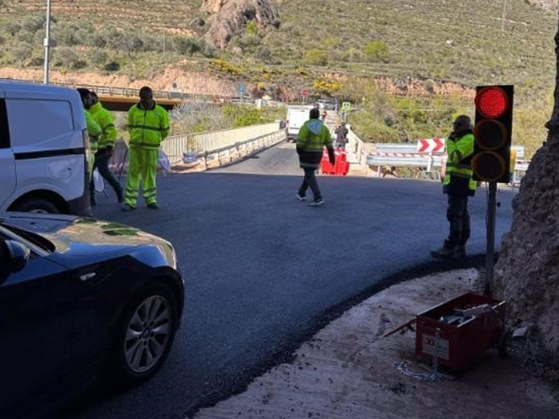 Paso alternativo de la LR-115 entre Arnedo y Arnedillo