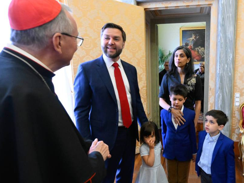 Cardenal Parolin recibe en audiencia al vicepresidente de los Estados Unidos