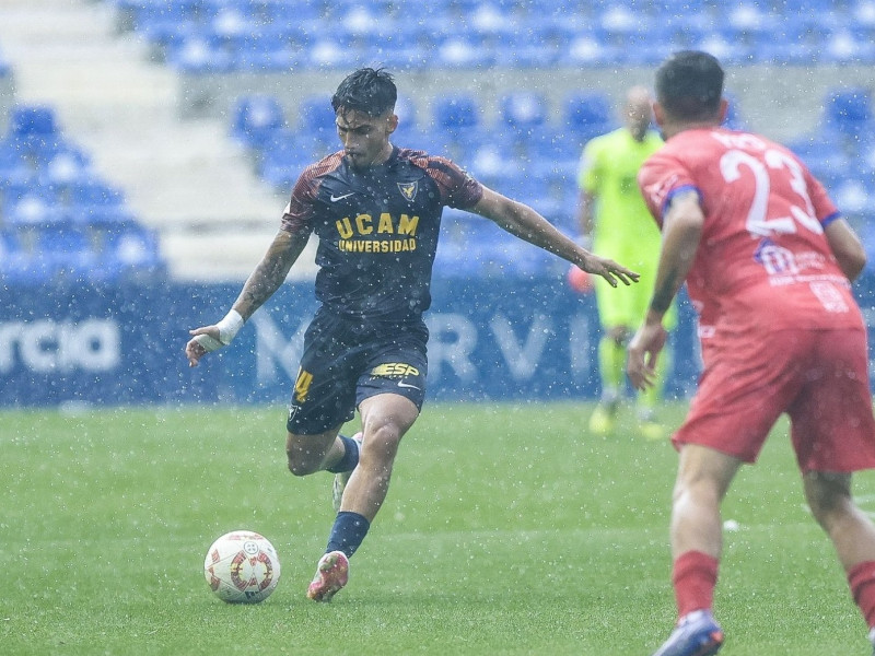 Remontada de la UCAM frente a la Minera