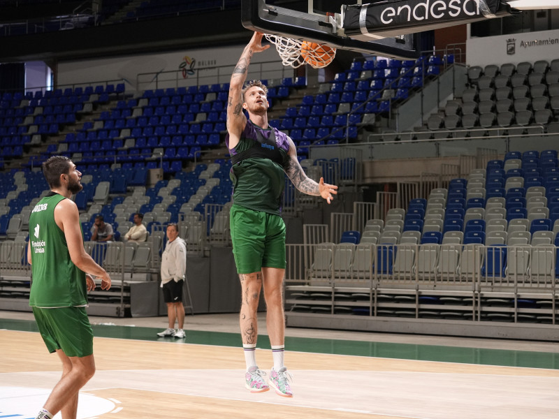 Olek Balcerowski.