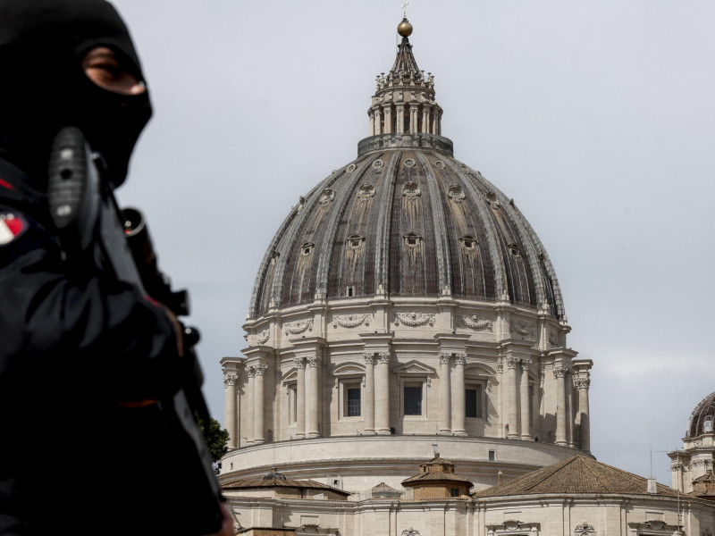 Un ex GEO cuenta cómo se organiza el dispositivo de seguridad para el funeral del Papa: "Hay códigos, la comunicación es bestial"
