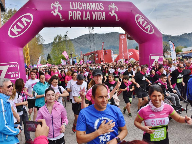 Salida de una marcha de "Luchamos por la Vida"