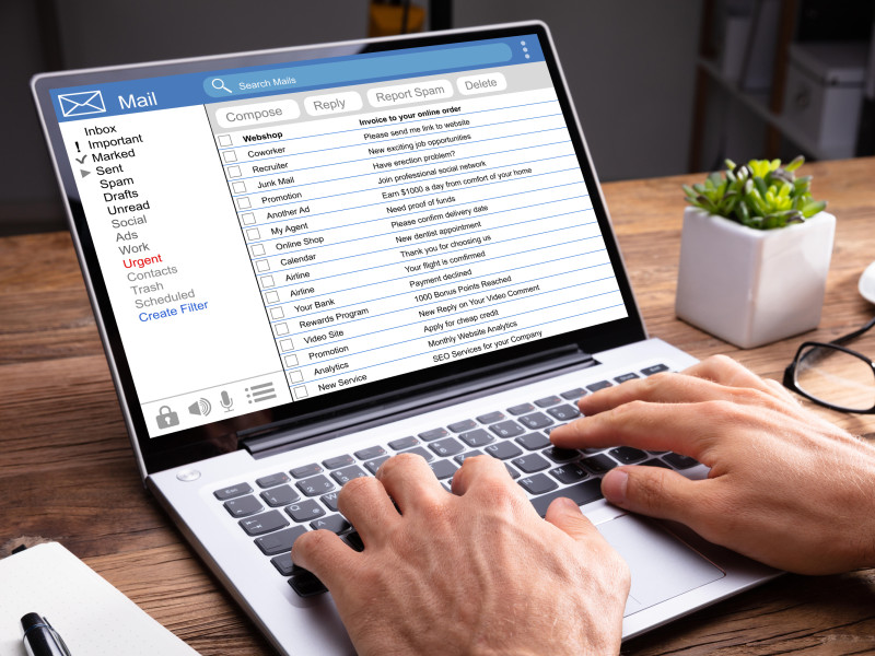 No siempre es fácil encontrar las palabras correctas a la hora de escribir un correo