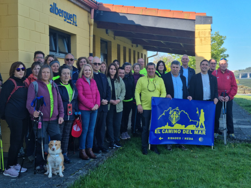 Participantes en la peregrinación desde Ribadeo
