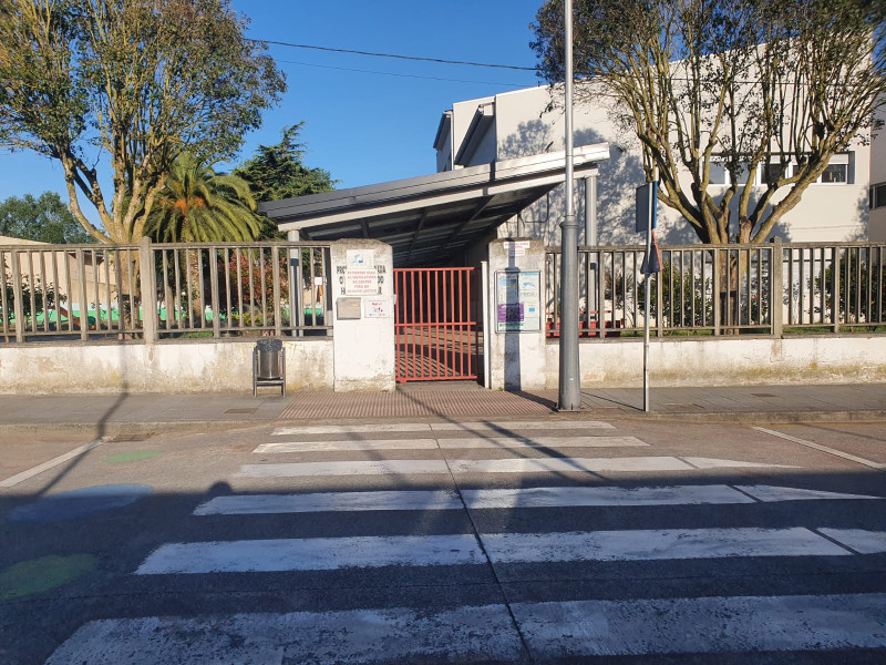 Imagen de un colegio en Ribadeo (Lugo)