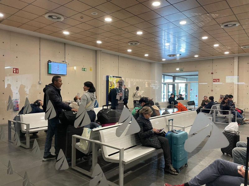Imagen de la sala de espera de la estación de Delicias.