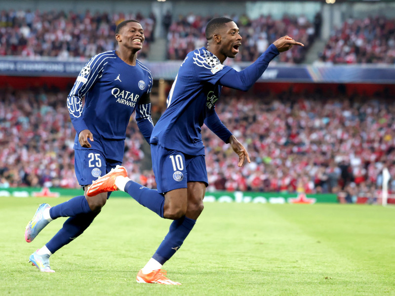 Dembélé celebra su gol, en el Arsenal - PSG