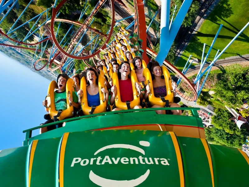 Port Aventura inició su historia en 1995. Hace 30 años
