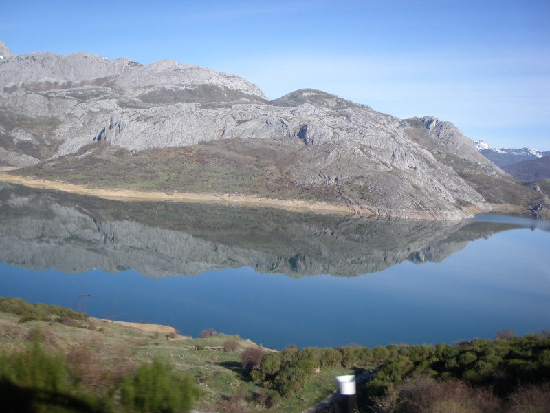 Oseja de Sajambre está situado en plenos Picos de Europa
