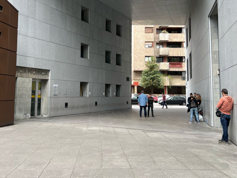Entrada principal de la Audiencia Provincial de Asturias