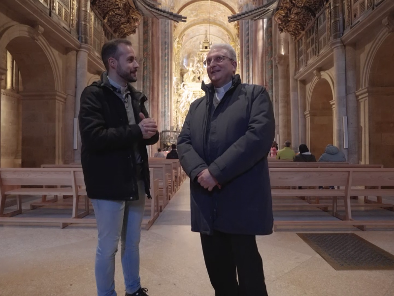Revive el capítulo completo de 'Un lugar en la tierra' y viaja hasta Santiago de Compostela, destino de cientos de miles de peregrinos