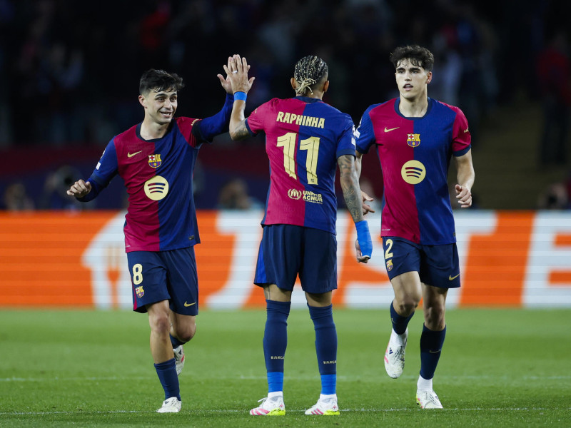 Raphinha celebra el gol en el Barcelona - Inter de Milan