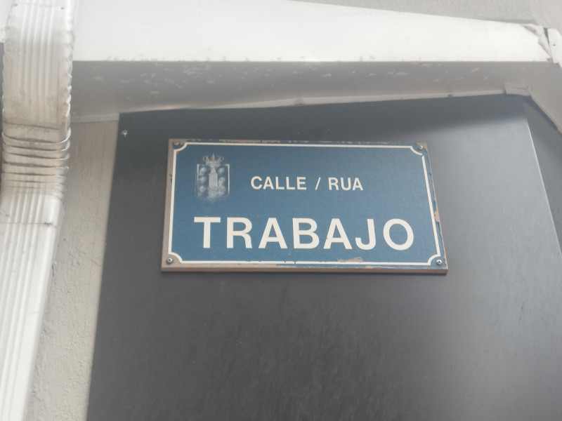 Placa de la Calle Trabajo en A Coruña