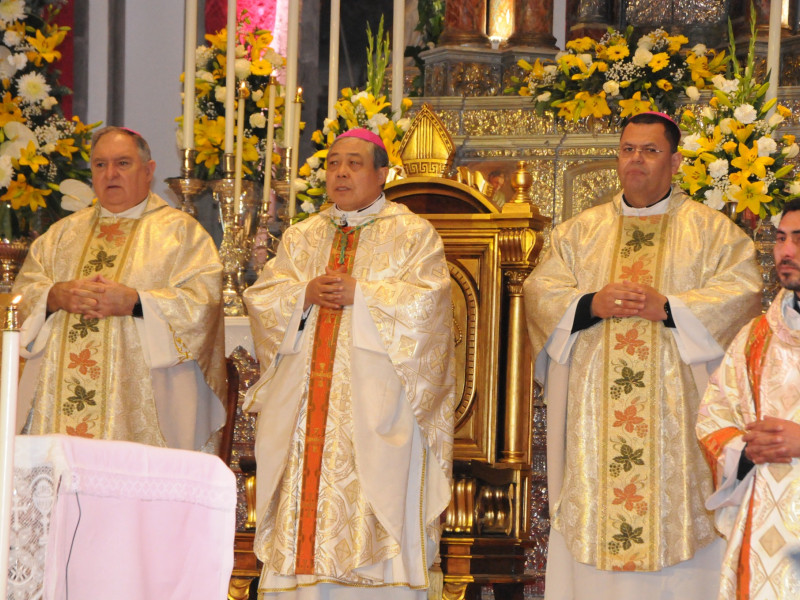 El nuncio apostólico junto con los obispos de la diócesis de Canarias