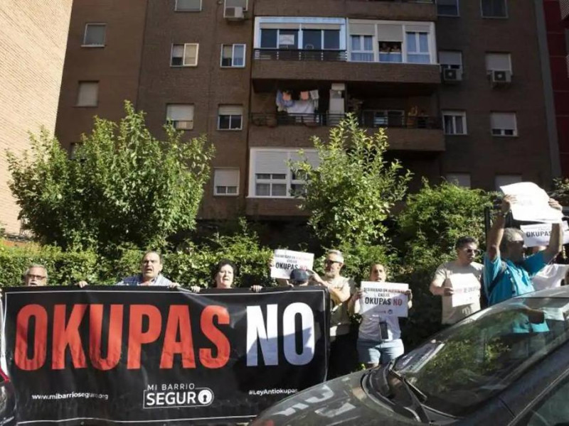 okupas