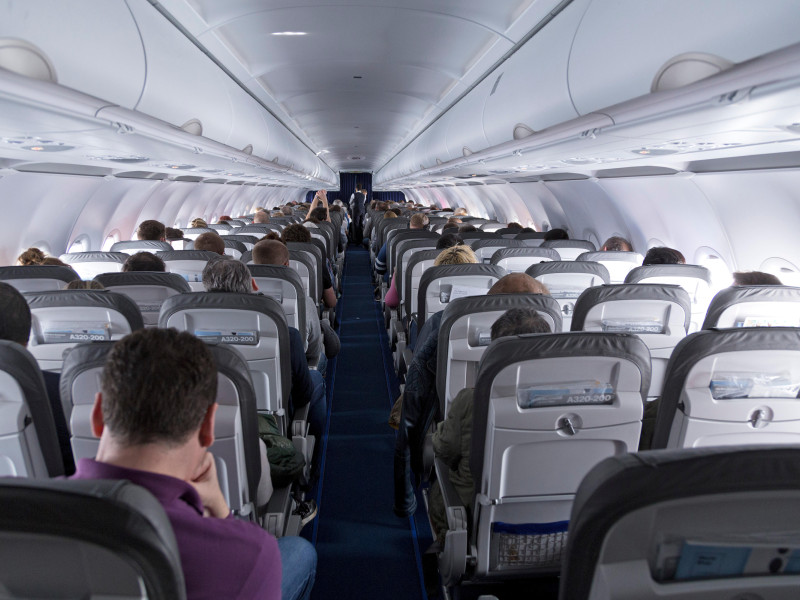 Interior de un avión