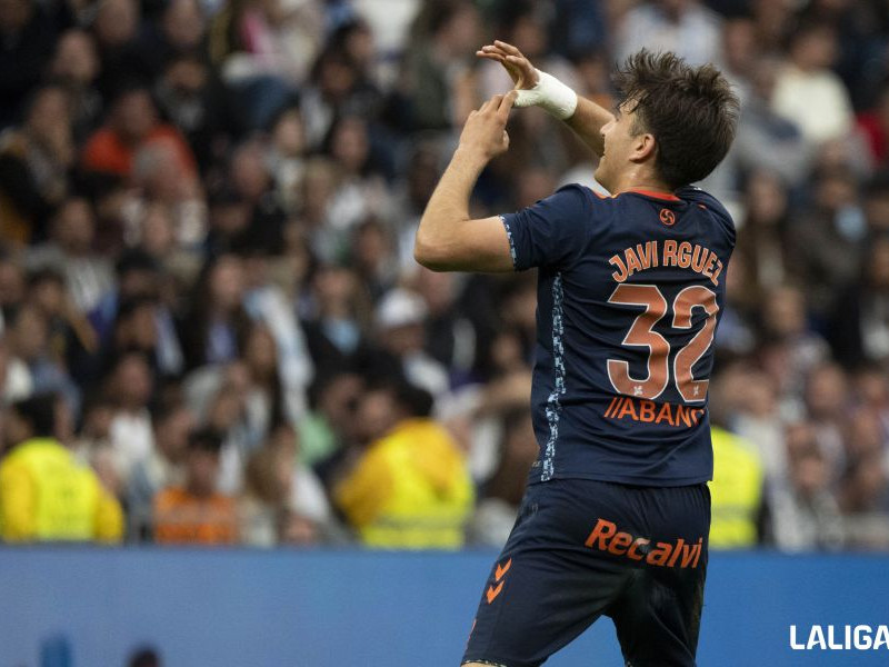 Javi Rodríguez celebra su gol, en el Real Madrid - Celta