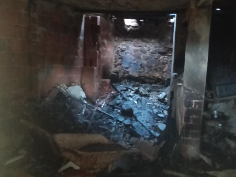 Vivienda quemada
