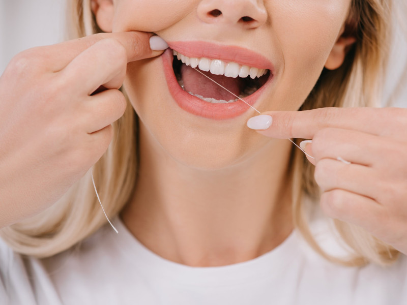 Estudios recientes confirman la importancia de mantener una buena higiene dental para evitar problemas cognitivos