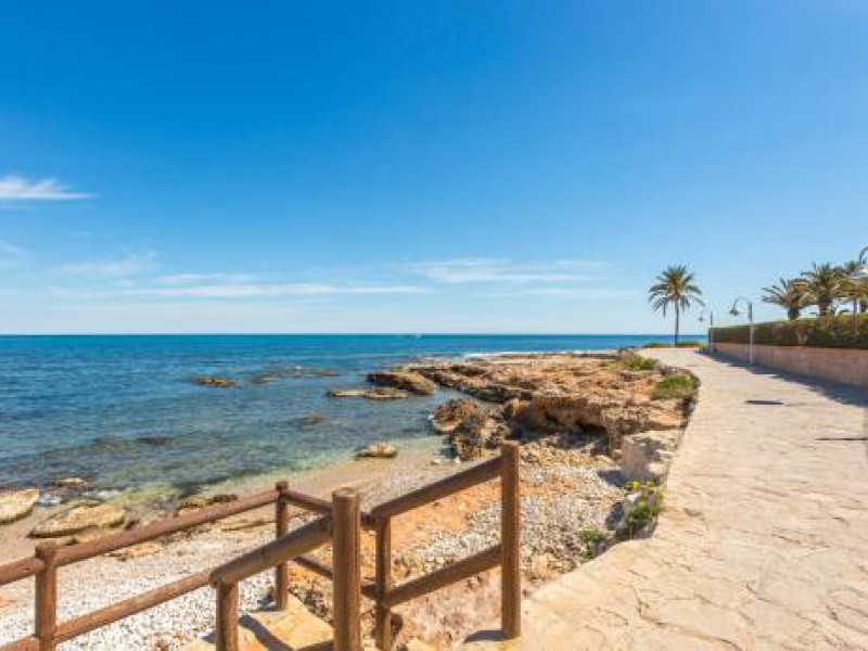 Playa de la Punta Negra de Dénia.