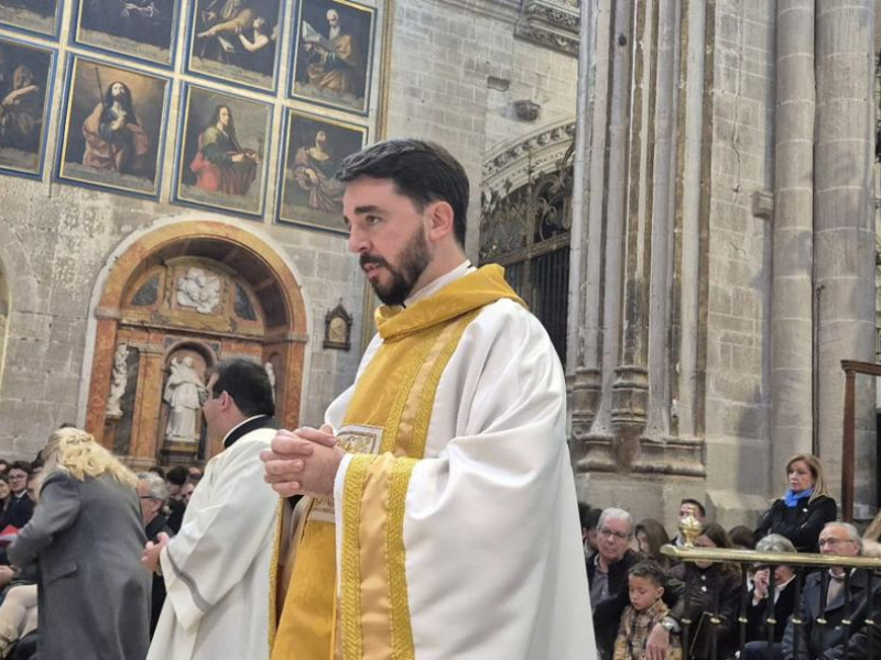 Javier Prieto, durante su ordenación