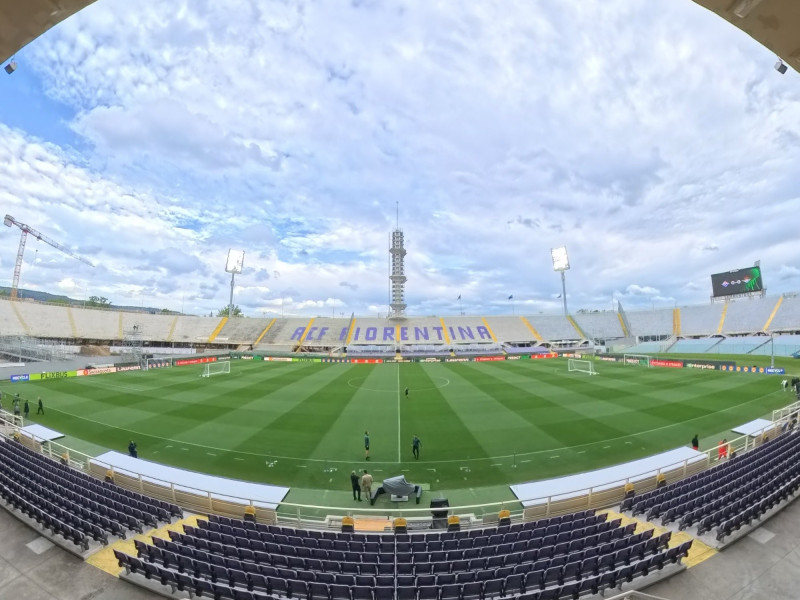 La Fiorentina recibirá al Betis en el Artemio Franchi.